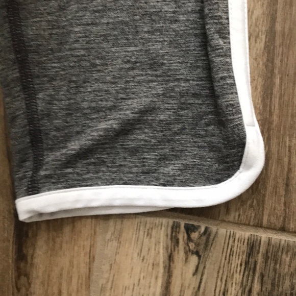 NEW Reebok 24/7 Tulip Hem Pant Size L - Picture 6 of 9